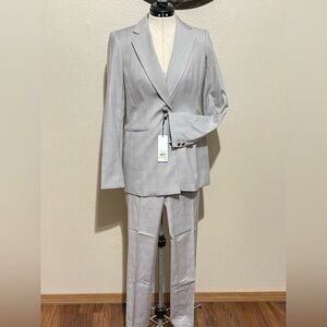 Calvin Klein White Pants Suit Jacket Size 4 NWT
